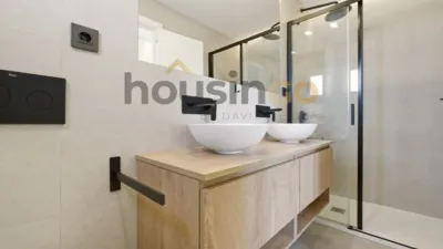 Apartment in Salamanca District photo 18