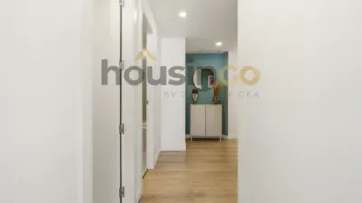 Apartment in Salamanca District photo 24