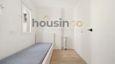 Apartment in Salamanca District photo 25