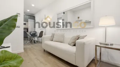 Apartment in Salamanca District photo 2