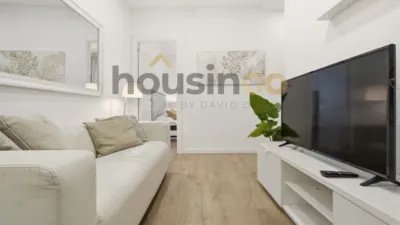 Apartment in Salamanca District photo 4