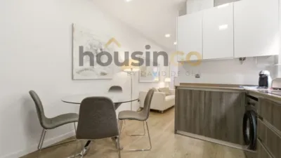 Apartment in Salamanca District photo 8