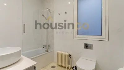 Apartment in Salamanca District photo 27