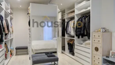 Apartment in Salamanca District photo 32