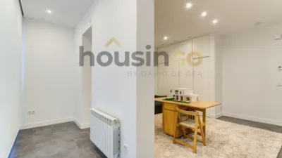 Apartment in Salamanca District photo 39