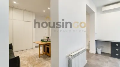 Apartment in Salamanca District photo 40