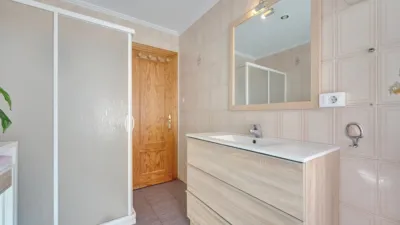 Piso en venta en Calle de la Merindad de Sangüesa, 10, Burlada - Burlata de 215.000 €