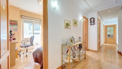 Piso en venta en Calle de la Merindad de Sangüesa, 10, Burlada - Burlata de 215.000 €