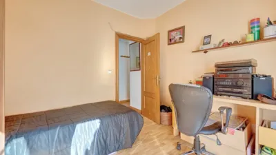 Piso en venta en Calle de la Merindad de Sangüesa, 10, Burlada - Burlata de 215.000 €