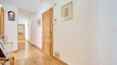 Piso en venta en Calle de la Merindad de Sangüesa, 10, Burlada - Burlata de 215.000 €