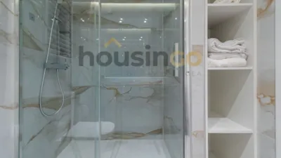 Apartment on Calle de Alcántara photo 22