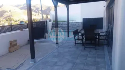 Chalet en alquiler en Calle de los Jarales, Vícar de 900 €<span>/mes</span>