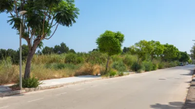 Terreno en venta en los Cerezos-La Mandarina-La Finca-Covatelles - Más