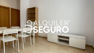 Piso en alquiler en Ciudad Lineal - Imagen 3