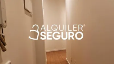Piso en alquiler en Centro - Imagen 2