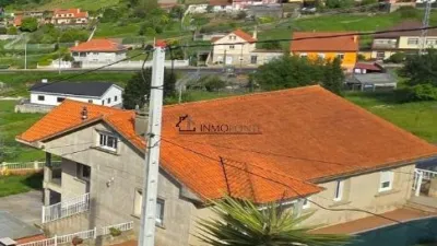 House in Portela photo 24