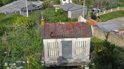 House in Portela photo 33