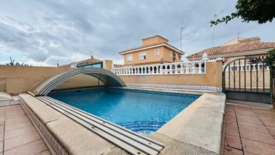 Casa – Torrevieja, Urbanización Los Balcones - Vista 3