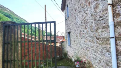 House in Agüeras de Quirós photo 42