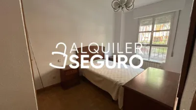Piso en alquiler en Ciudad Lineal - Imagen 12