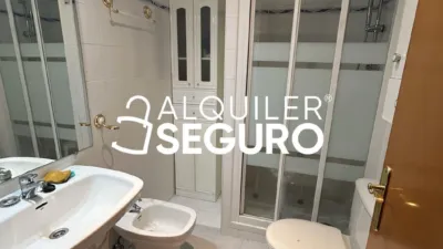 Piso en alquiler en Ciudad Lineal - Imagen 8