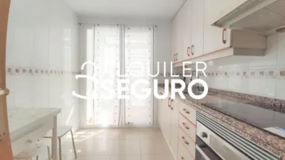Piso en alquiler en San Blas - Imagen 11