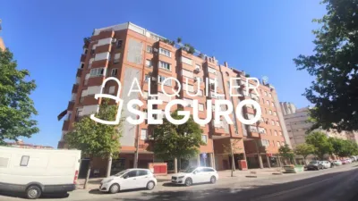 Piso en alquiler en San Blas - Imagen 2