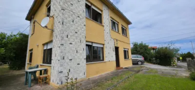 House on Avenida Derechos de La Infancia photo 2