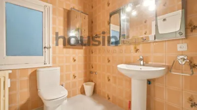 Apartment in Salamanca District photo 11