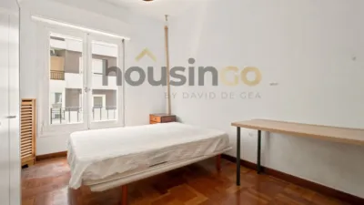 Apartment in Salamanca District photo 13