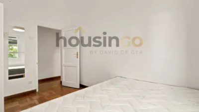 Apartment in Salamanca District photo 17