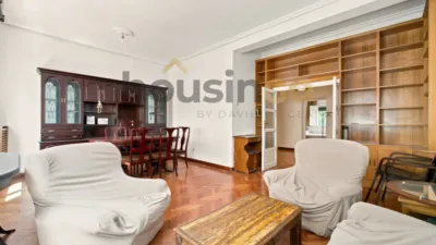 Apartment in Salamanca District photo 2