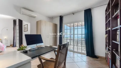 Chalet on Piedra Hincada Playa Street photo 17