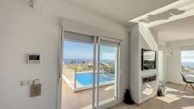 Casa – la Marina Alta, Urbanització Els Calistros i l'Assagador - Més
