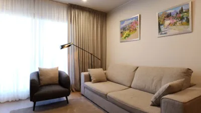 Piso en alquiler en Calle Tn Sup-S1 Soto Resinera 7 Es:4 Pl:01 Pt:B 29680 Es, Número 7, Selwo (Estepona) de 3.000 €<span>/mes</span>