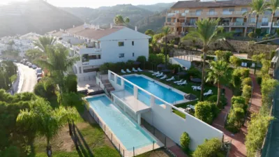 Piso en alquiler en Calle Tn Sup-S1 Soto Resinera 7 Es:4 Pl:01 Pt:B 29680 Es, Número 7, Selwo (Estepona) de 3.000 €<span>/mes</span>