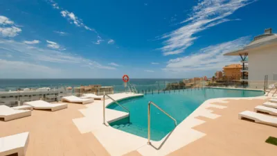 Apartamento en alquiler en Puerto Deportivo, Puerto Deportivo (Fuengirola) de 2.800 €<span>/mes</span>