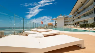 Apartamento en alquiler en Puerto Deportivo, Puerto Deportivo (Fuengirola) de 2.800 €<span>/mes</span>