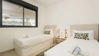 Apartamento en alquiler en Puerto Deportivo, Puerto Deportivo (Fuengirola) de 2.800 €<span>/mes</span>