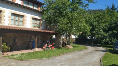 House in Cabezón de la Sal photo 9