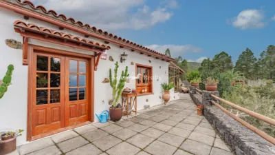 House on Camino del Sanguiñal, 43 photo 49