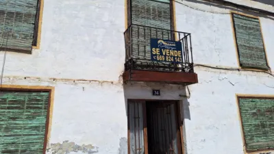 House on Nuestra Señora Castillo Street photo 2