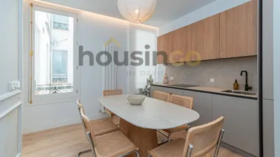 Apartment in Salamanca District photo 10