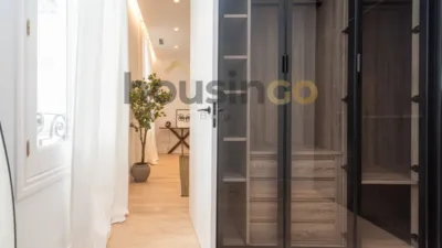 Apartment in Salamanca District photo 13
