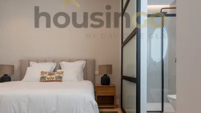 Apartment in Salamanca District photo 25