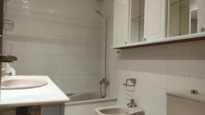 Piso en alquiler en Avenida de Pío XII, cerca de Calle de Triana, Iturrama-Azpilagaña (Pamplona - Iruña) de 2.000 €<span>/mes</span>