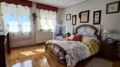 House on Cardeñajimeno Street photo 6