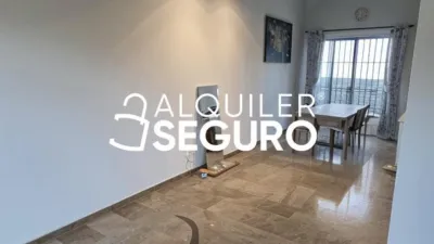 Chalet en alquiler en Zona Universitaria, Zona Avenida de Juan Diego (Bormujos) de 1.100 €<span>/mes</span>