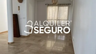 Chalet en alquiler en Zona Universitaria, Zona Avenida de Juan Diego (Bormujos) de 1.100 €<span>/mes</span>