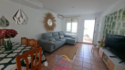 Dúplex en alquiler en Playa Rabdells, Nucli Urbà (Oliva) de 665 €<span>/mes</span>